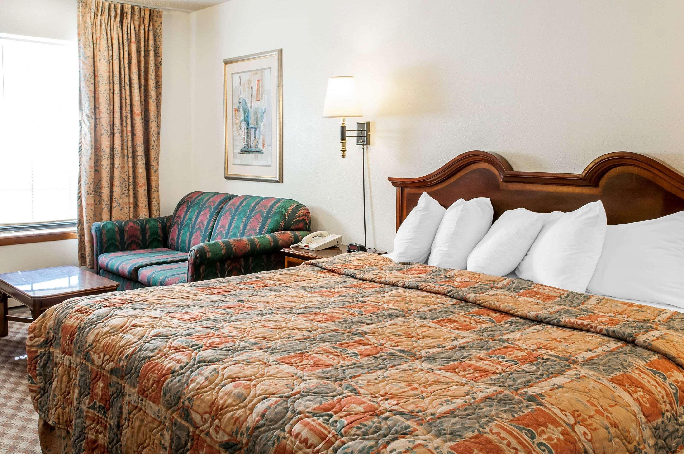Lodge Econo