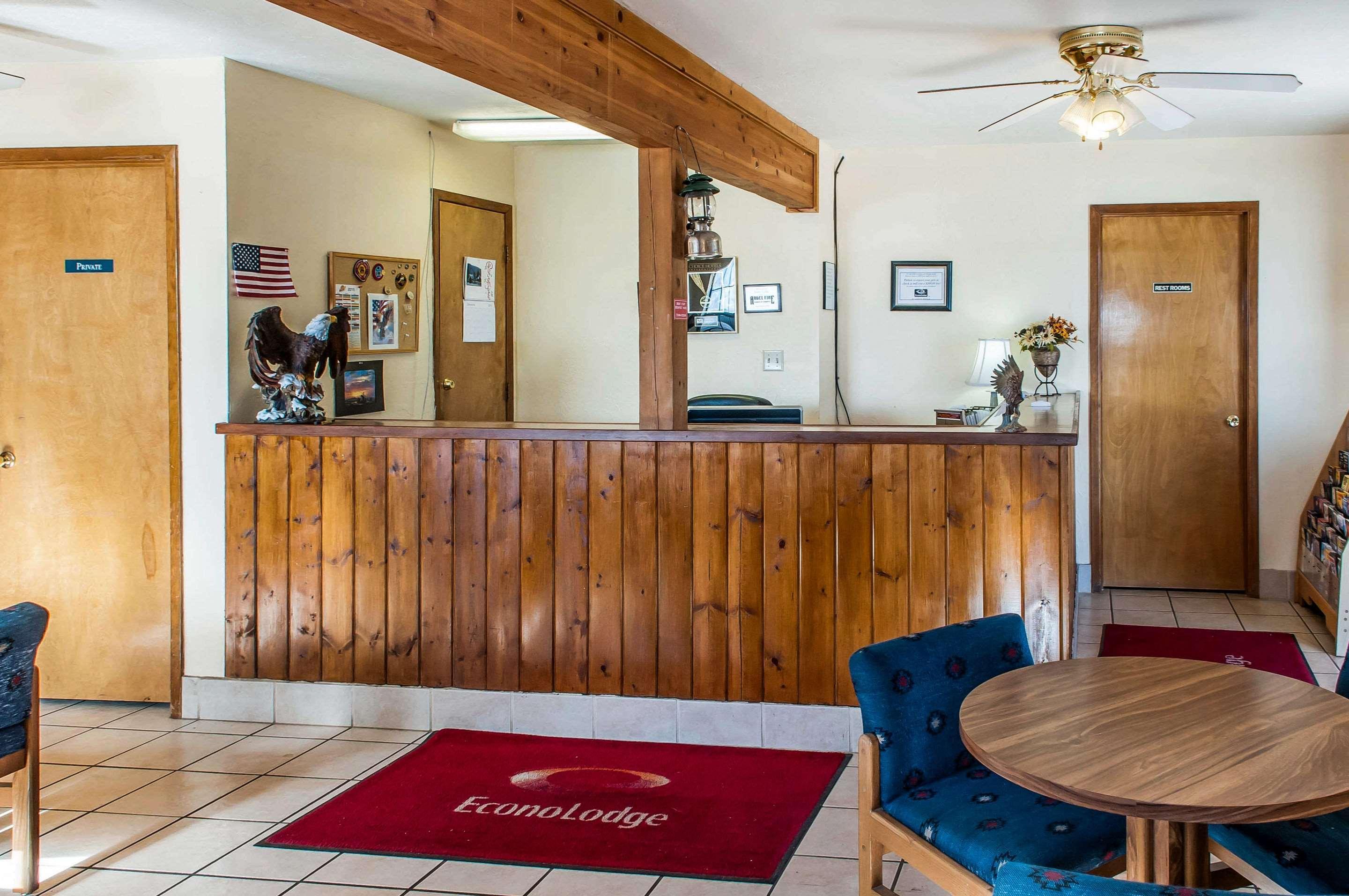 Lodge Econo